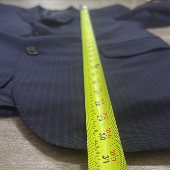 Corneliani Men’s 2 button navy striped blazer 42R (Europe 52R) - Picture 4 of 11